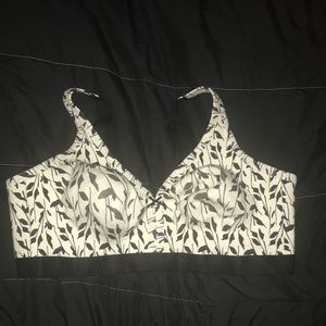 No Wire Cacique Bra size 44 DD!